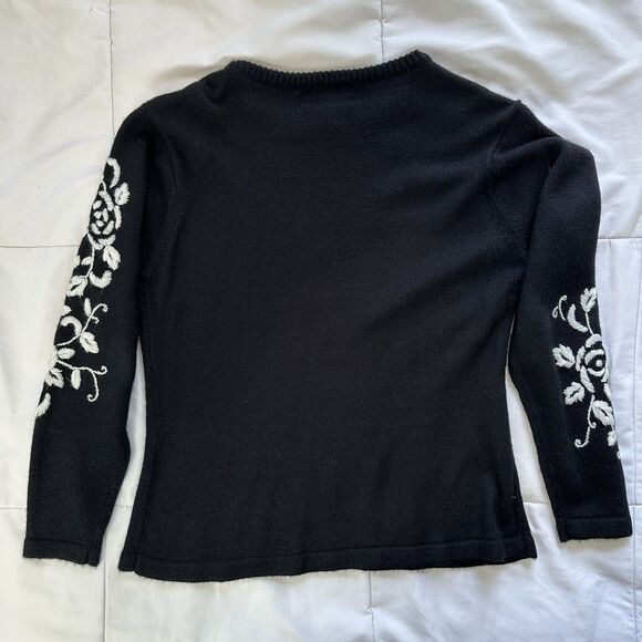 Vtg Embroidered Sweater Women M Black Soft Cozy Grandma Cottagecore Feminine 80s - Picture 4 of 9